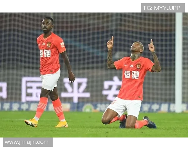 广州恒大迎战德国汉堡期待中超豪门展现实力与风采